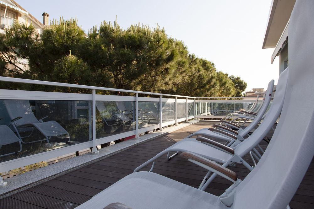 Hotel Mare Live Lido di Jesolo Exterior foto